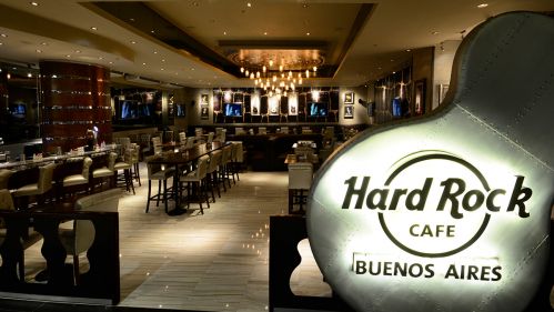 Hard Rock Café premió a su local en Aeroparque